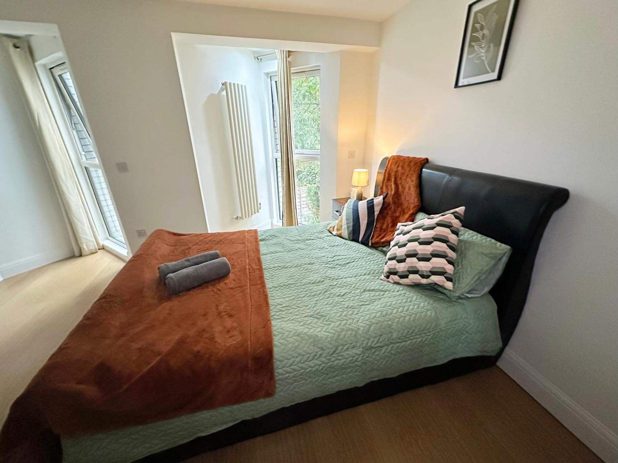 Apartment Juniper Alexandra Palace Serviced Apartments, By Edens *