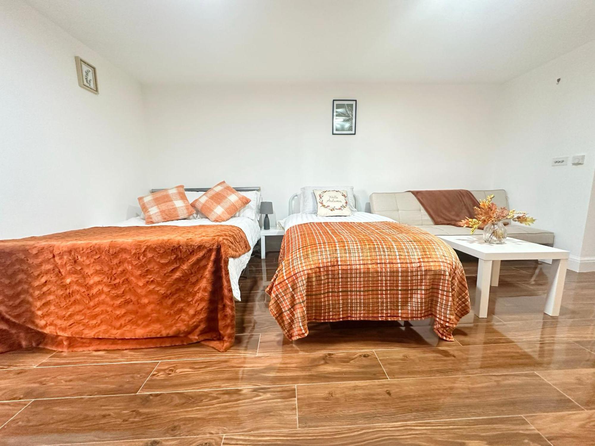 Apartment Juniper Alexandra Palace Serviced Apartments, By Edens *